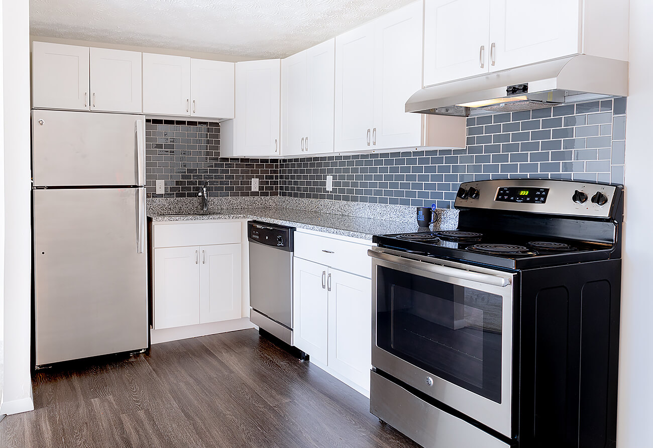 Princeton Dover Apartments Viking Kitchen Cabinets